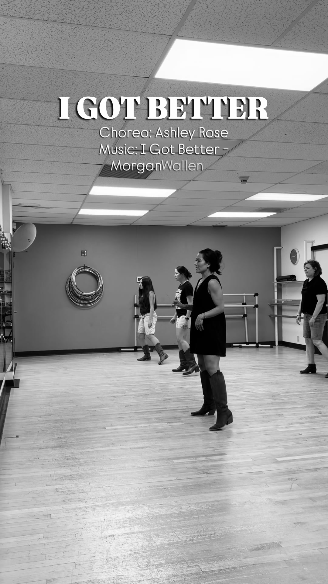 @Silver Line Social Dance