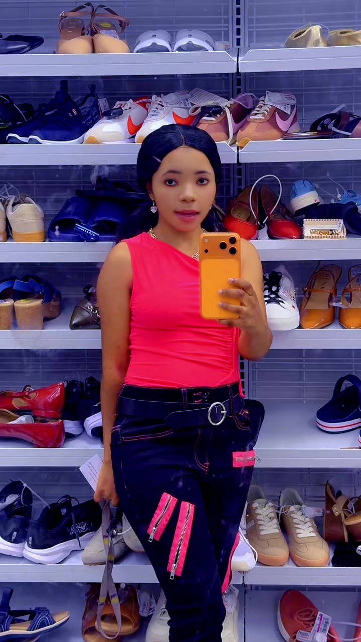 @ADIJA BLACK2