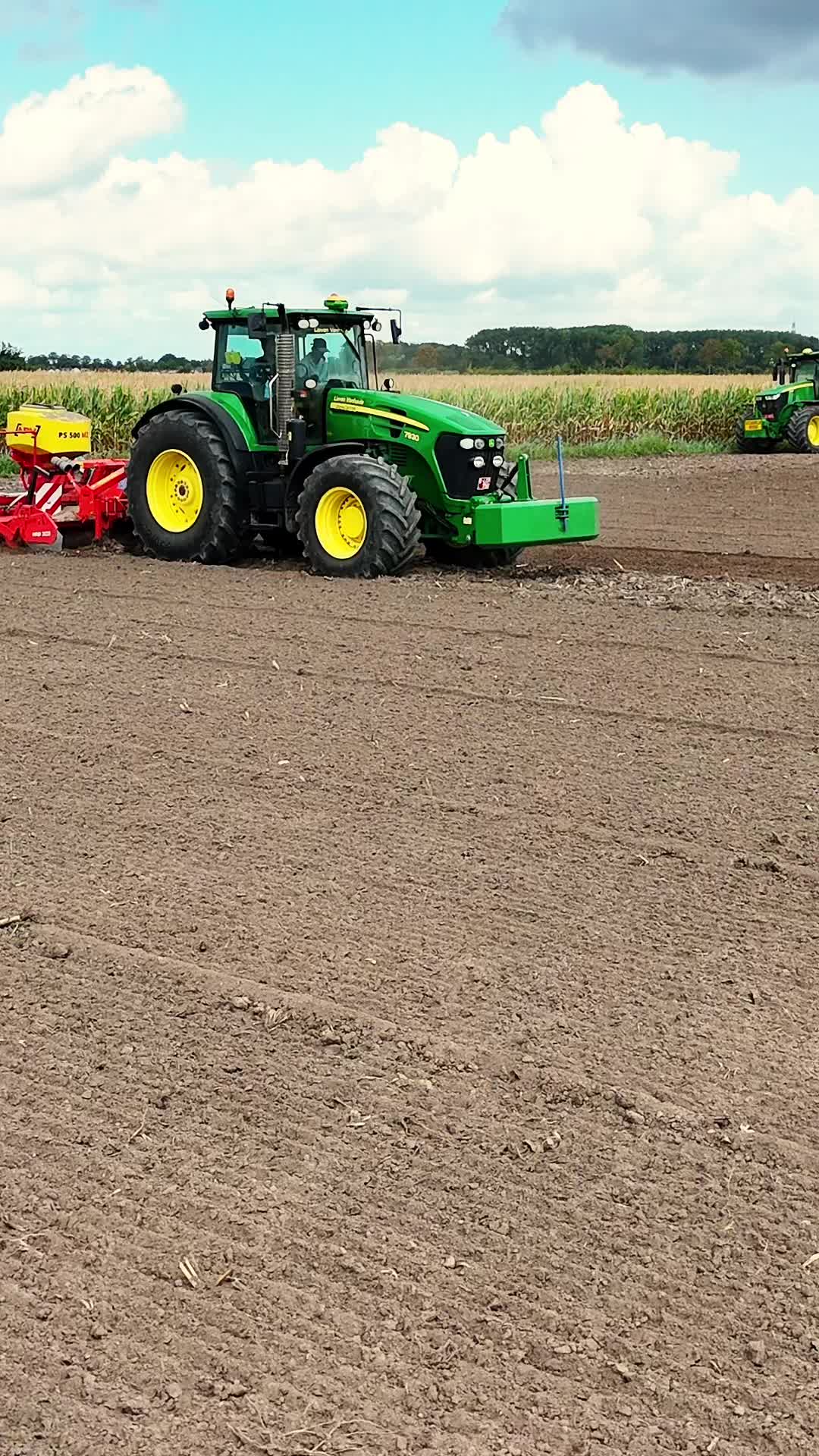 @the tractor spotter