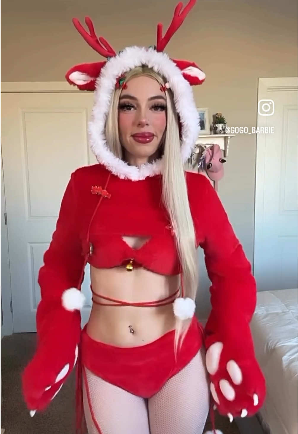 @Gogo_Barbie