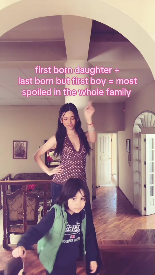 @Emilia Valentina