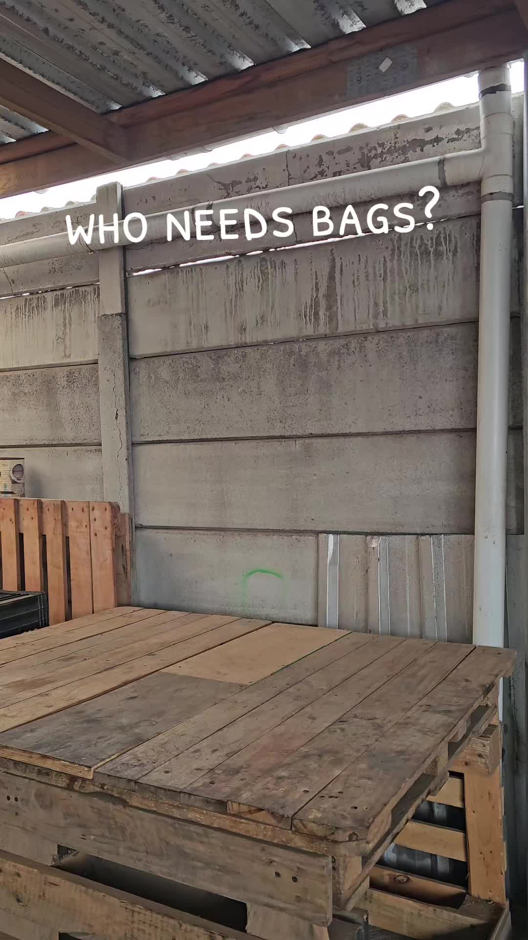 @travis_airm6x