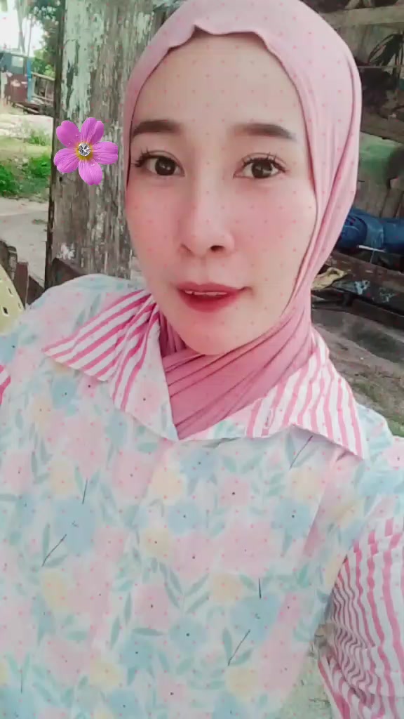 @Dheandra