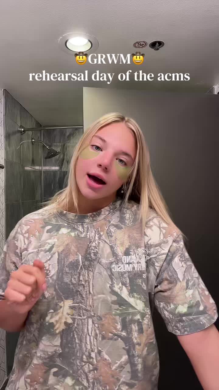@bella