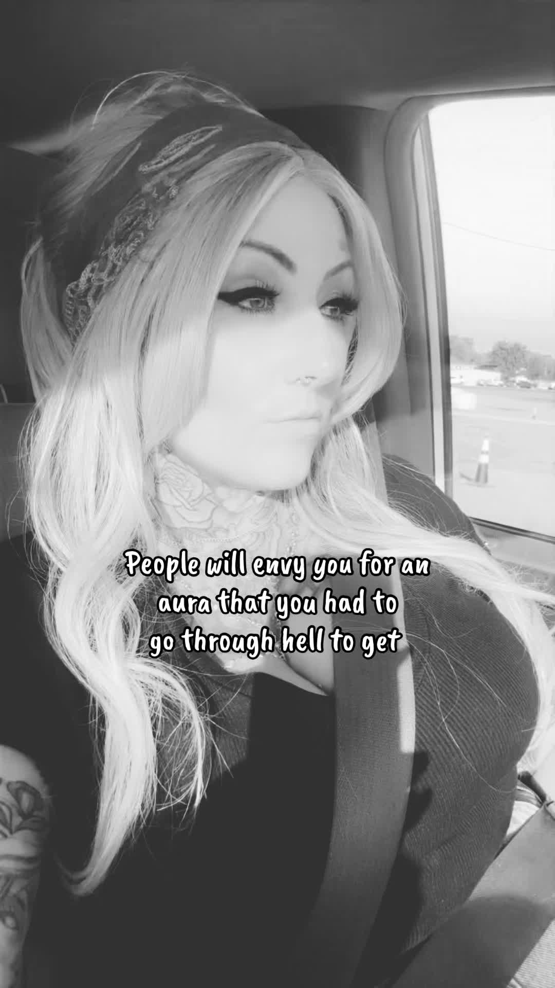 @❤️&zwj;🔥🍒🎱Vyxen⚡️🔪🤟🏼UGC