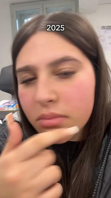 @Francesca ๐ค