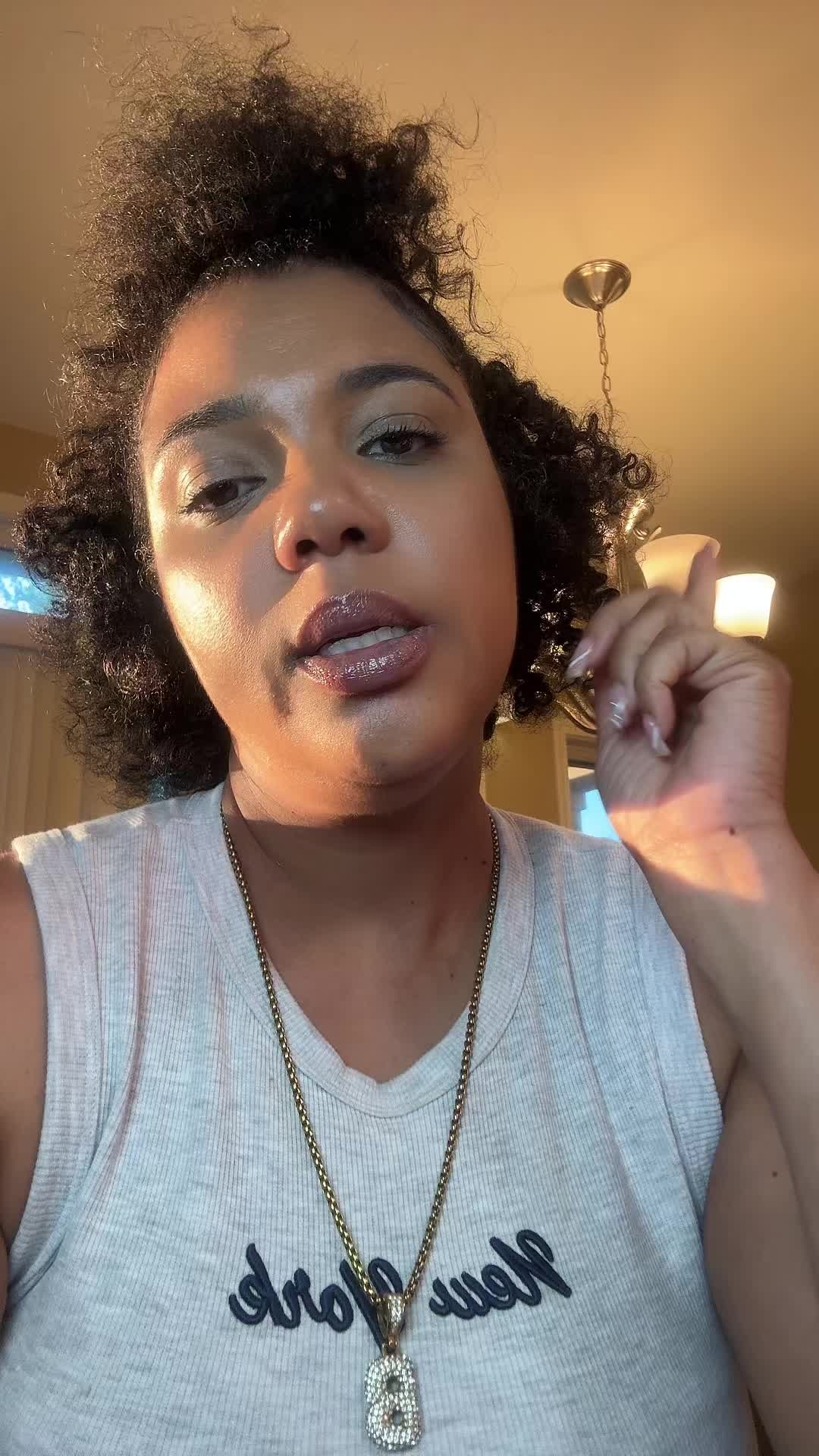 @twinnemom1