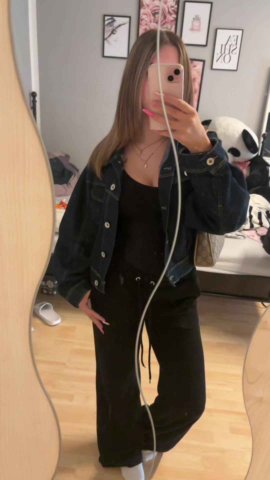 @ᶜʰⁱᵃʳᵃ