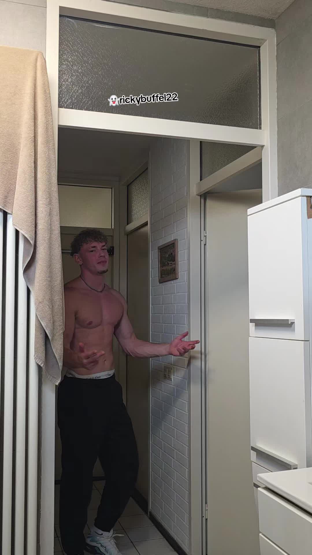 @BuffeltjeRicky🦬🦬🦬