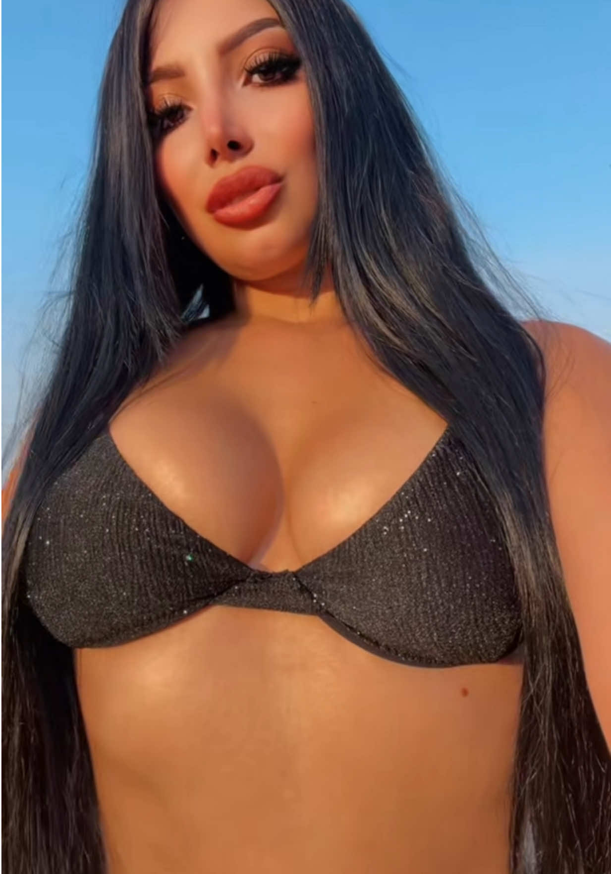 @Yuliana Valencia🌹