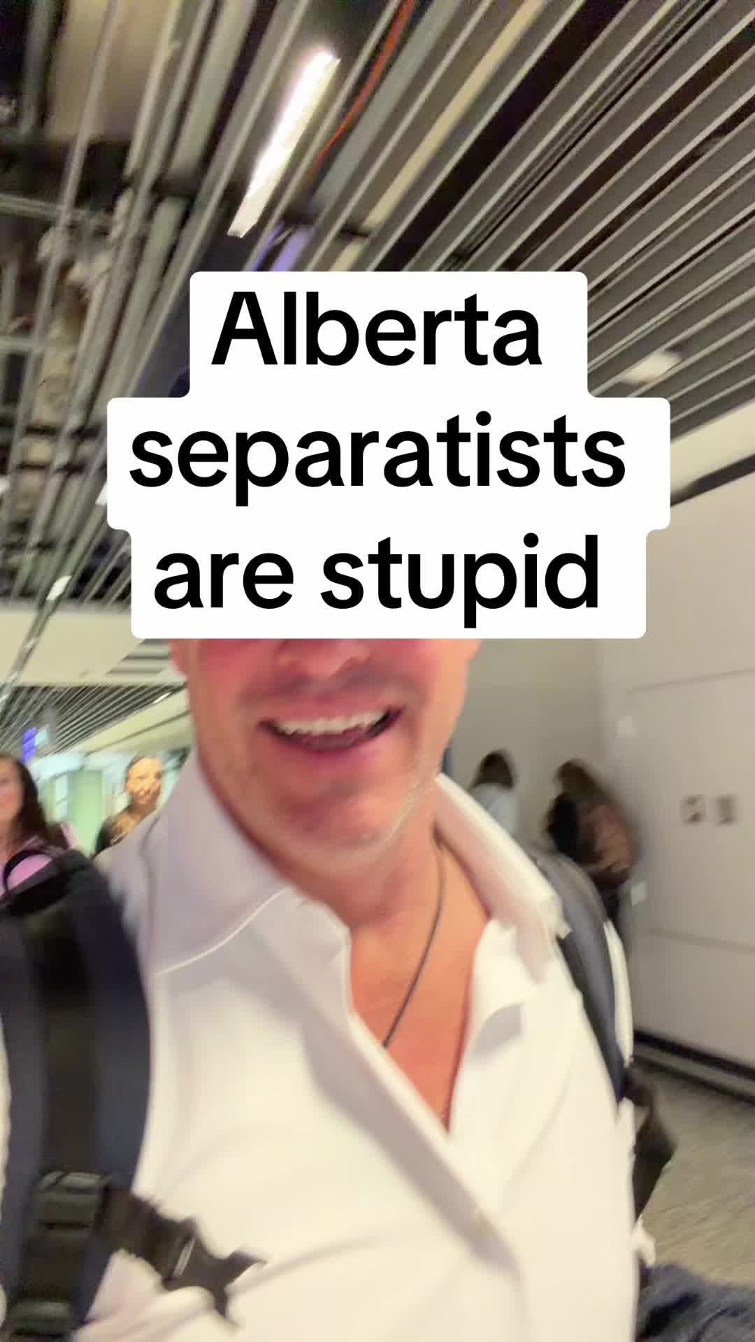 @2me_Travels 🇨🇦