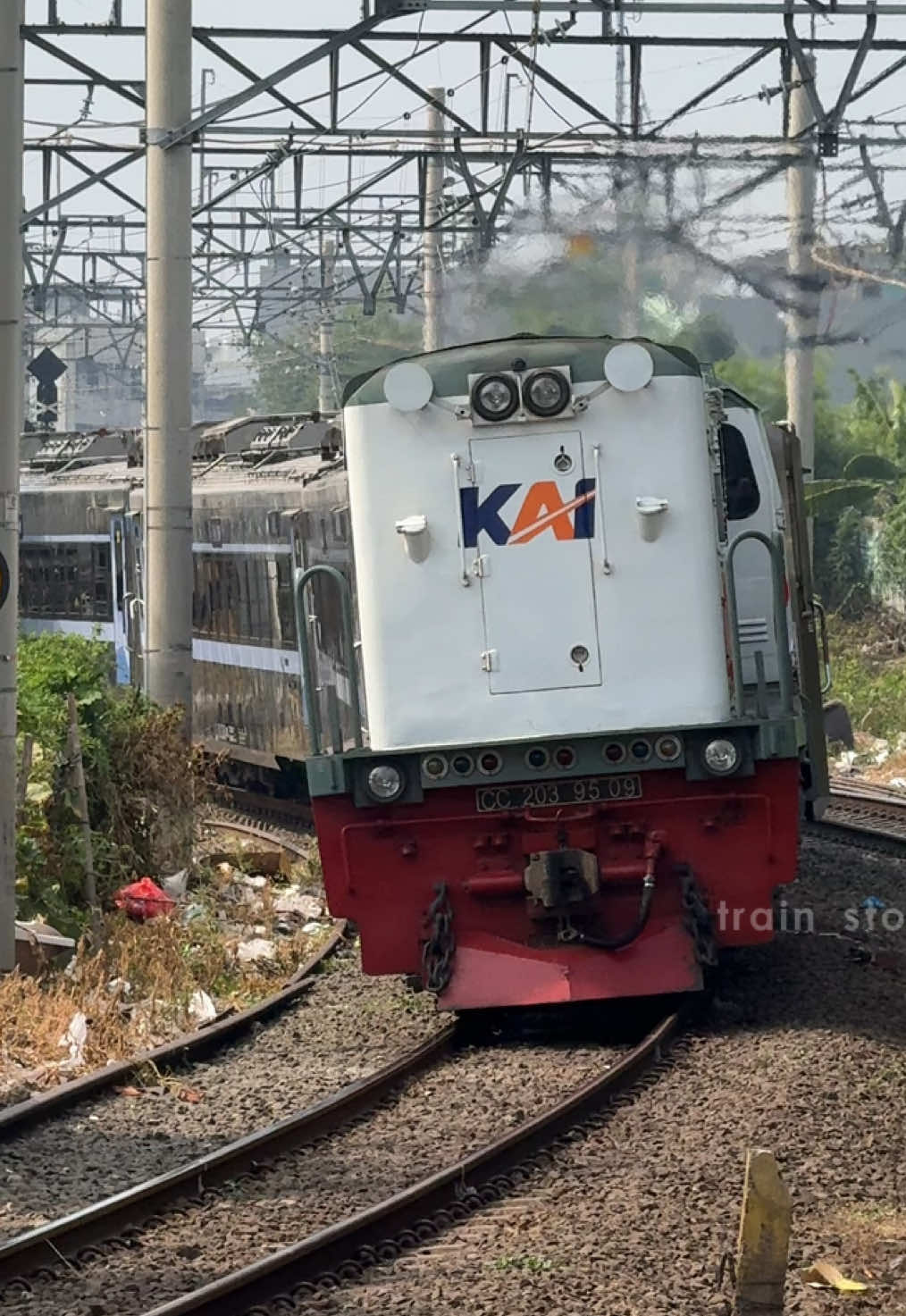 @Train_Story