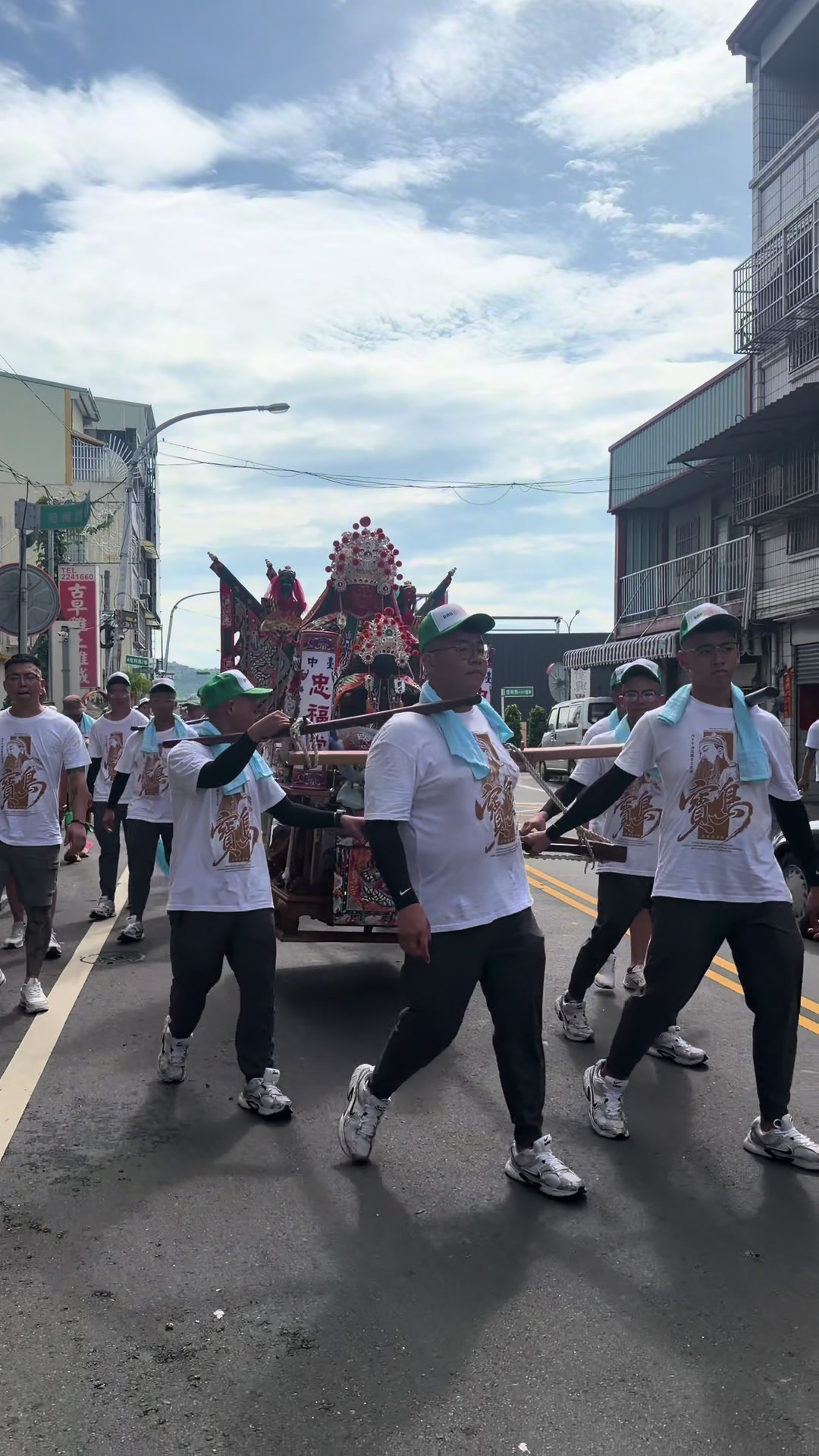 @🐔雞哥🦄 |不專業廟會拍攝