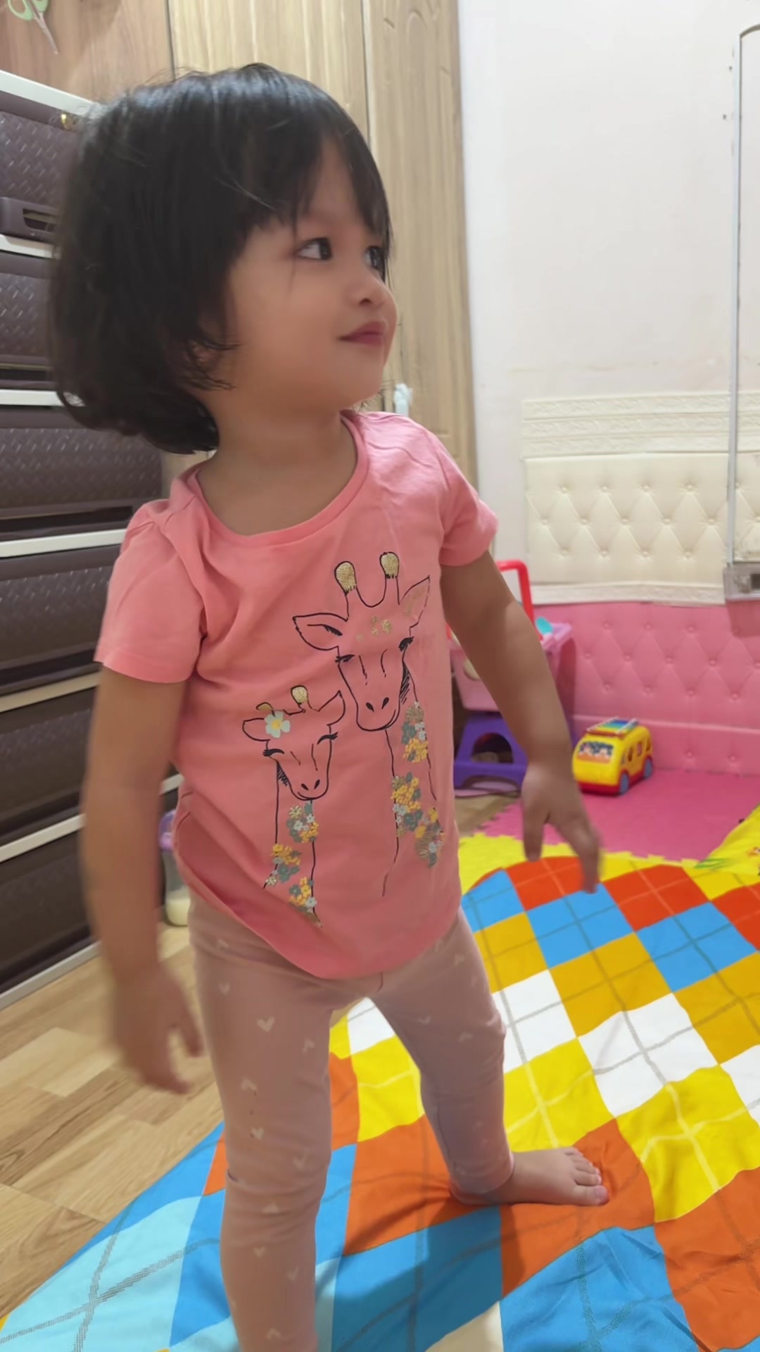 @Astrideyah used clothing sho