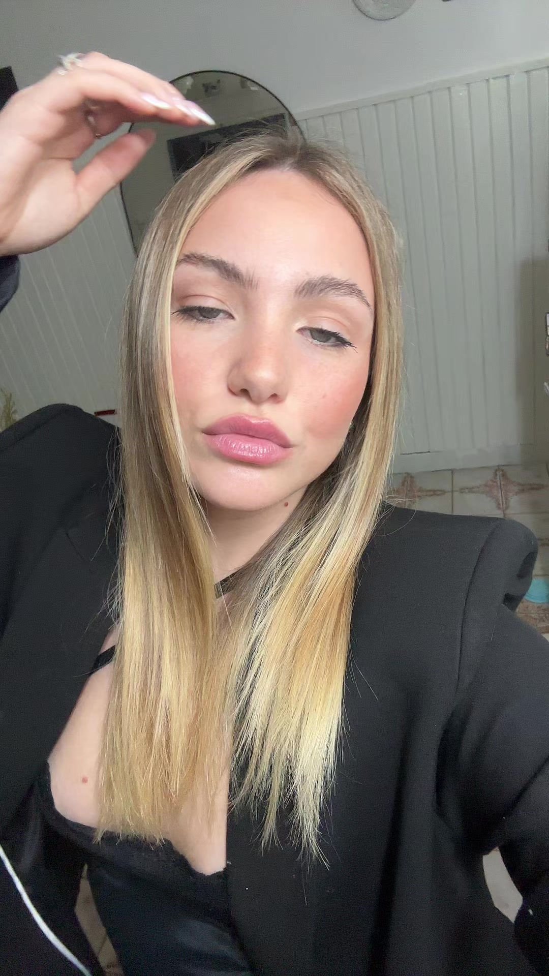 @Agostinaron