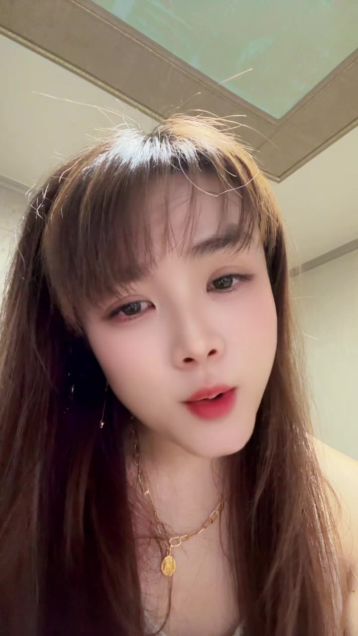 @gấu tr&uacute;c