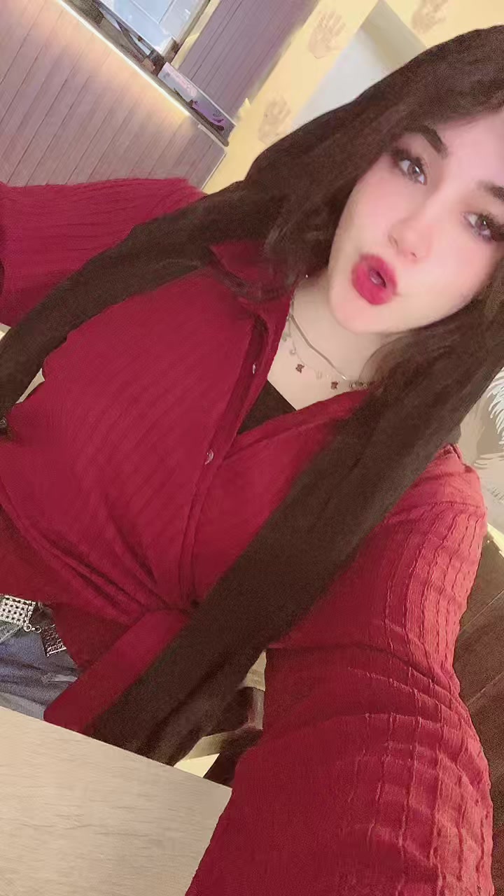 @AMiRA 🦋🌹