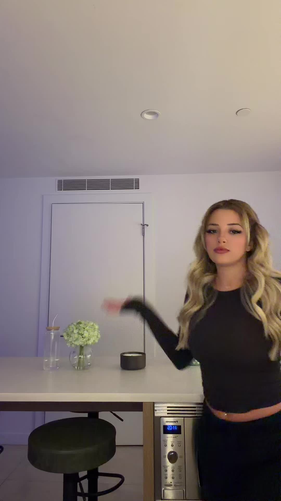 @nessaabbyyv