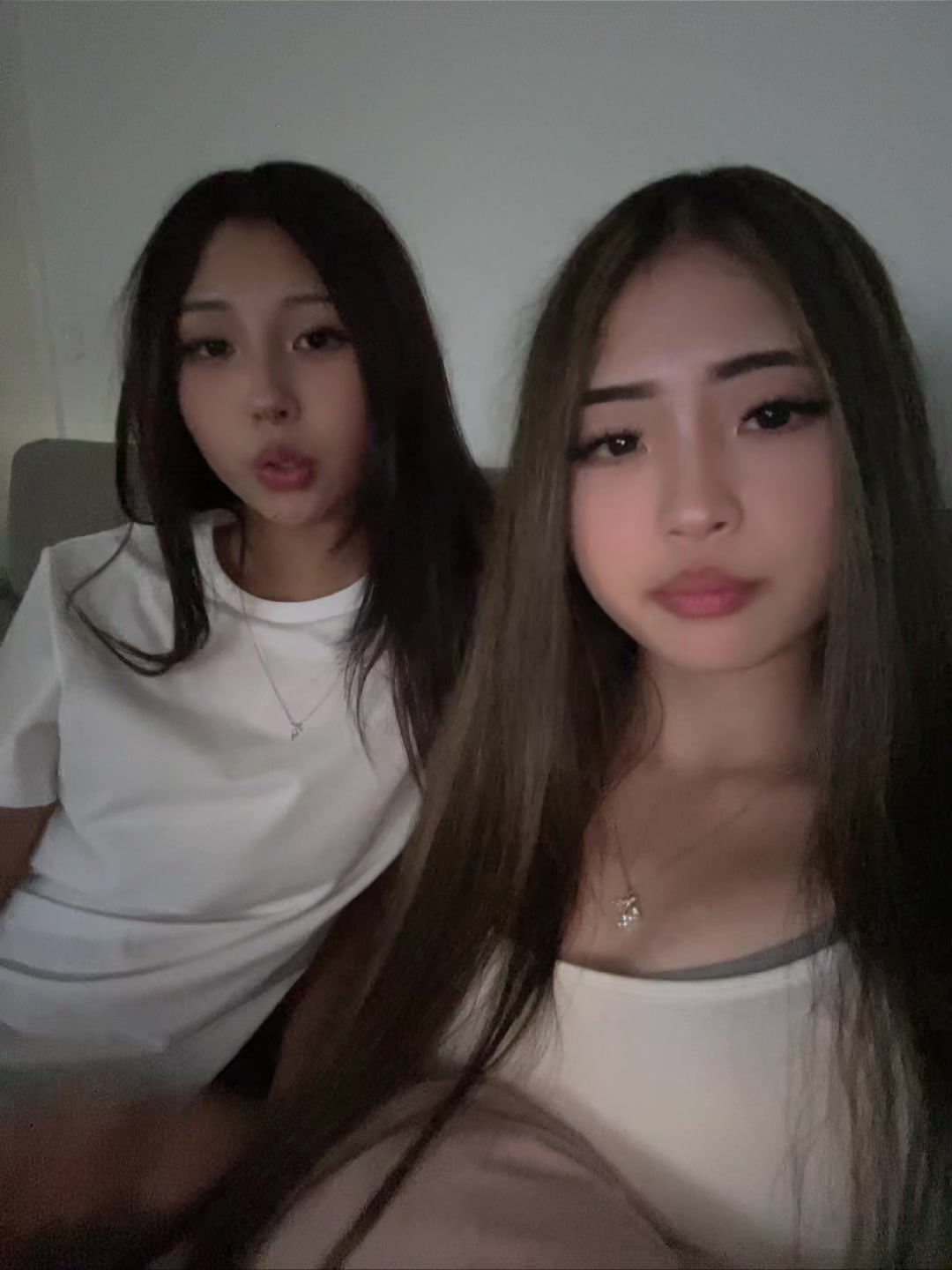 @𝓭𝓮𝓶𝓶