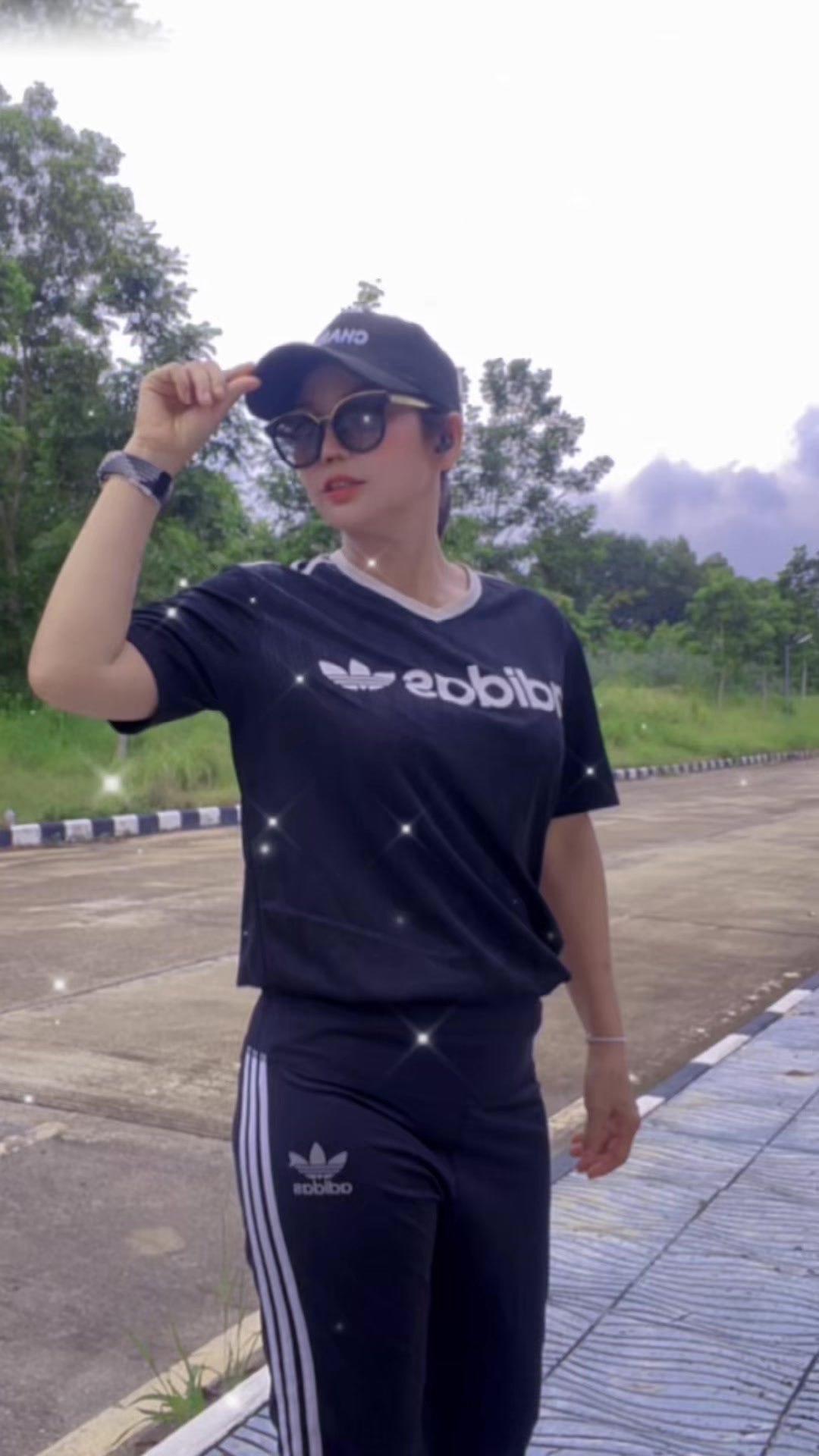 @มายเดยร มายเดยร883