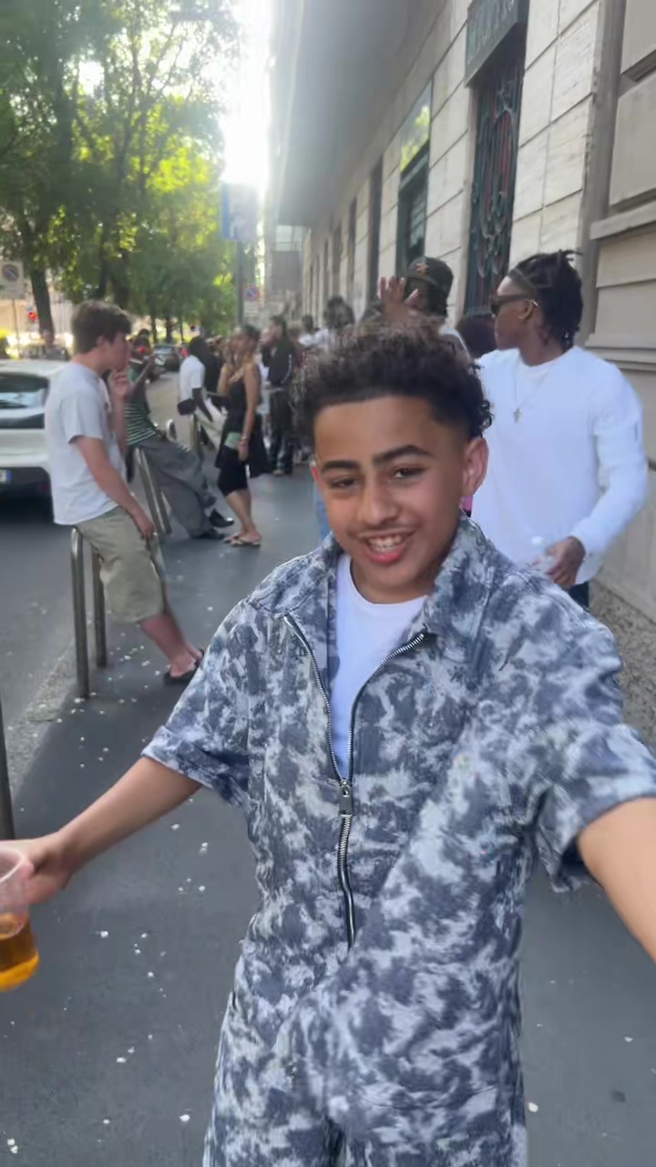 @MIMMOFLOWJR4L