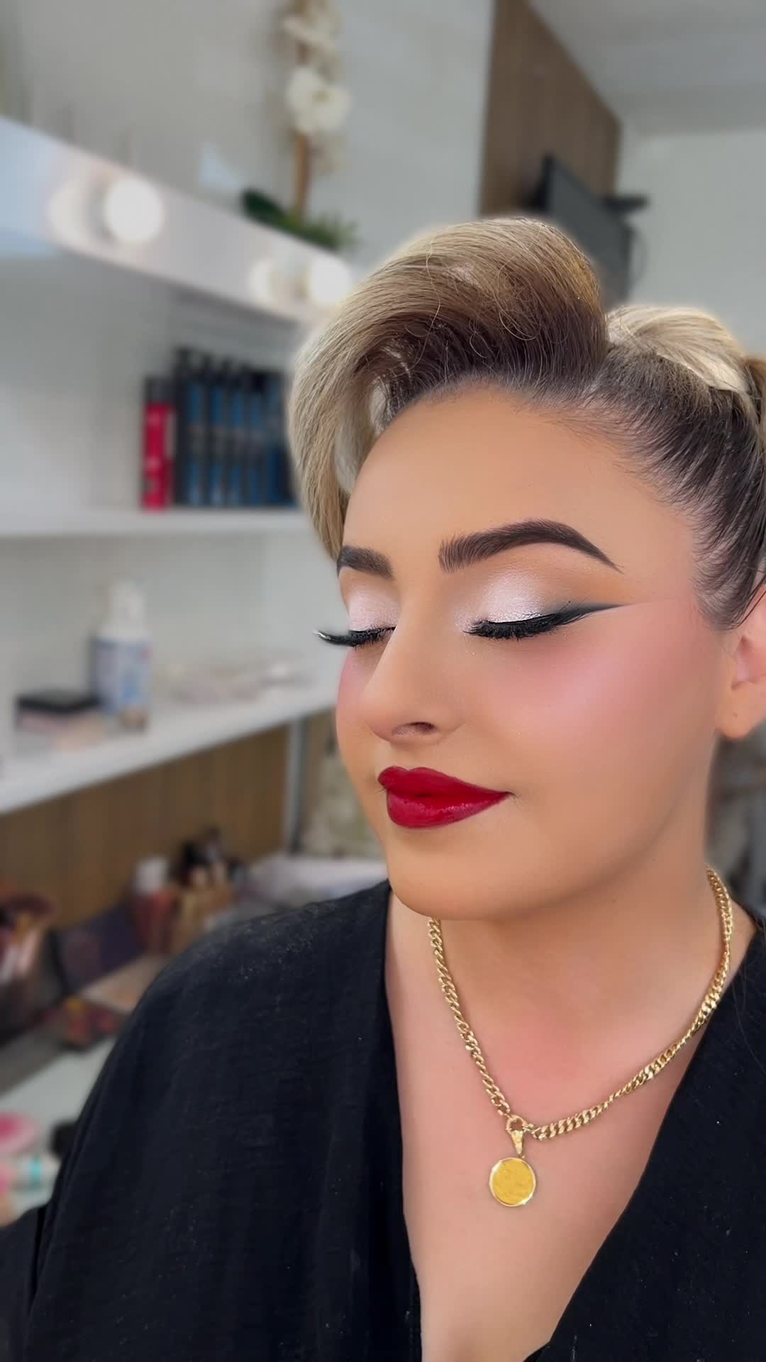 @Matianah_makeup_brows