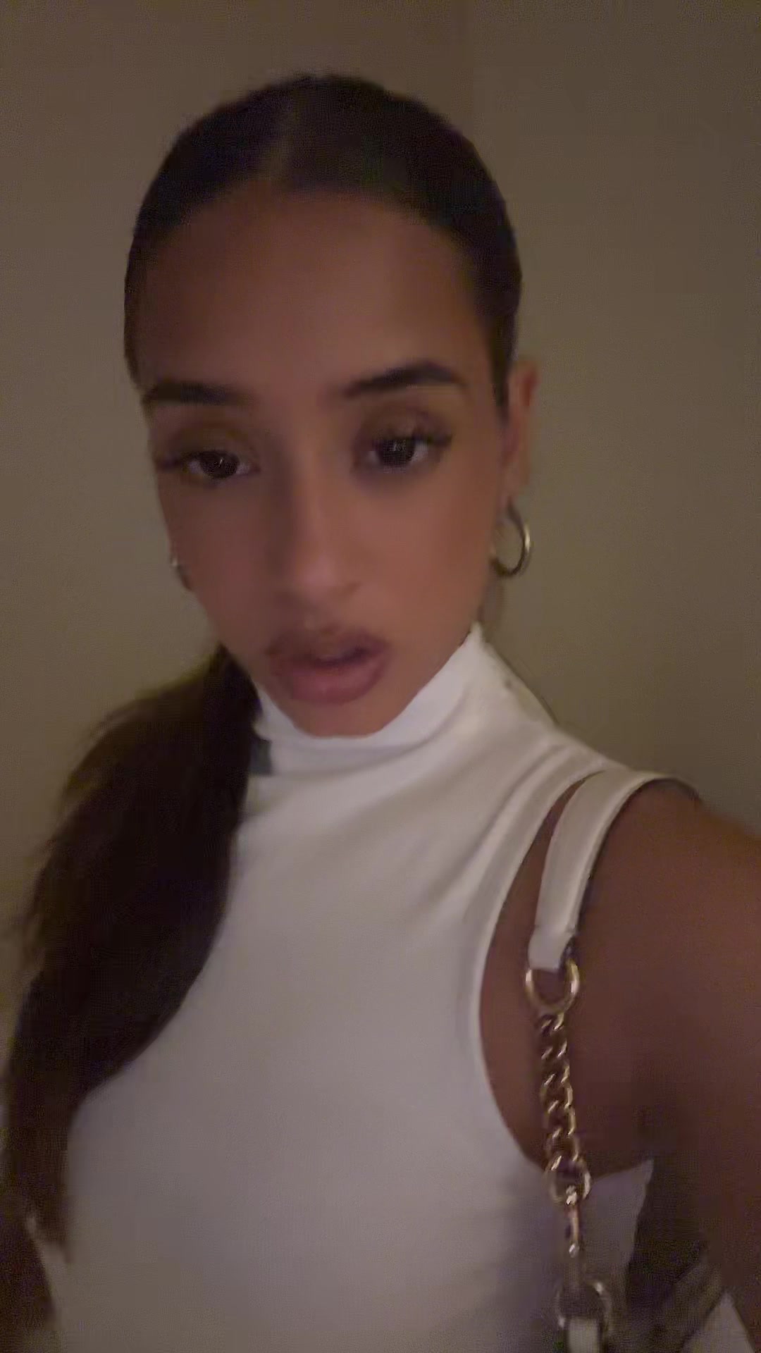 @LALA💋