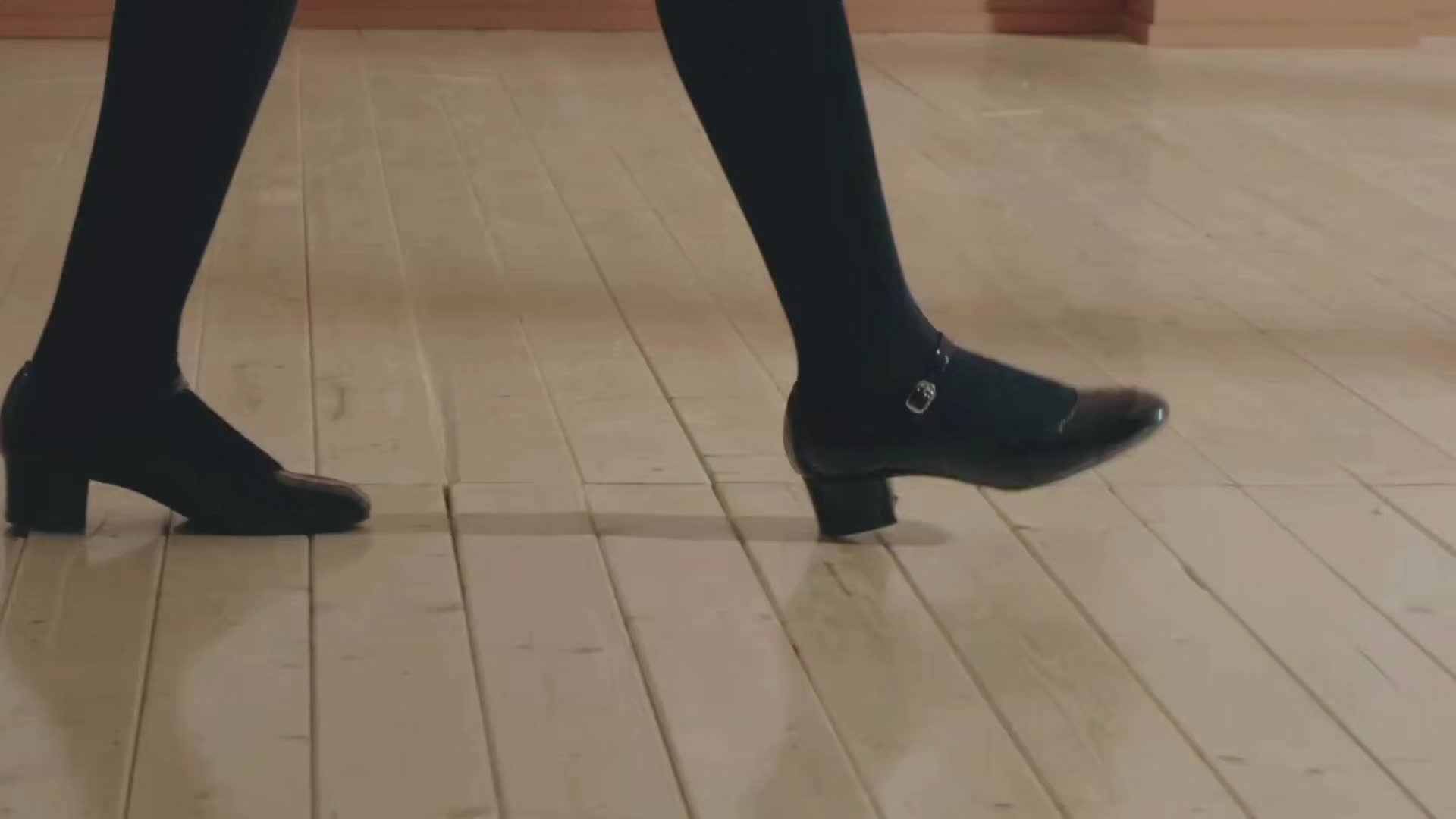 @shuttingfromthesky