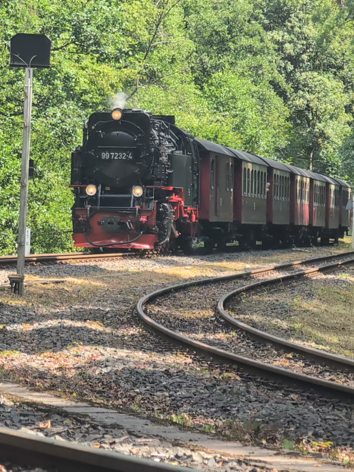 @iantrainspotter🚩