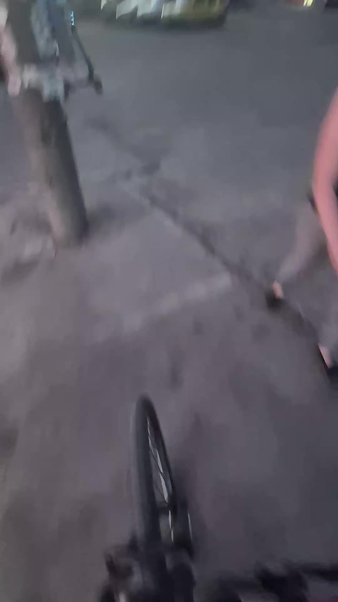 @𝗿𝗲𝗻𝘃𝗼𝘅