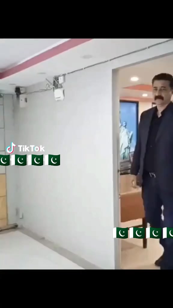 @ONLY Pakistani Daddy👍