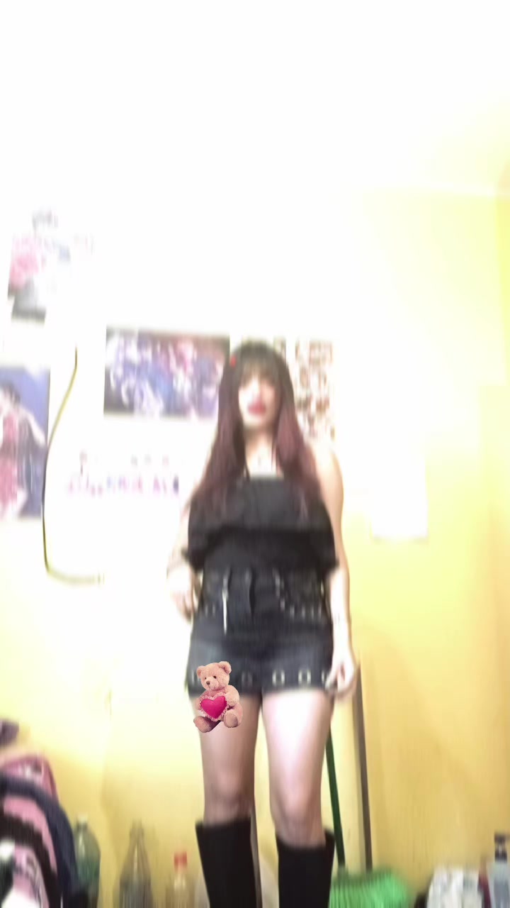 @LA PEQUÉ😈