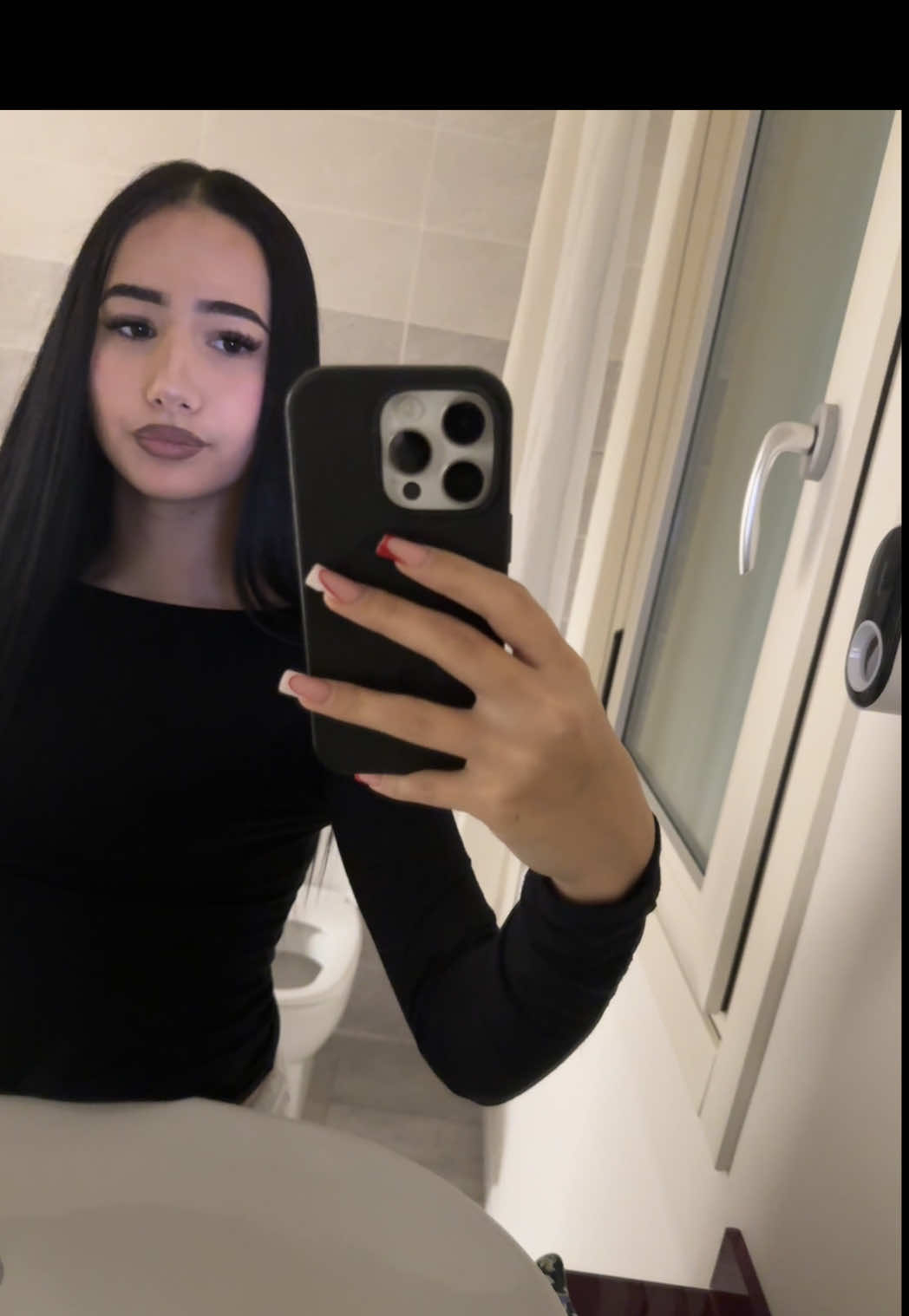 @𝓰𝓻𝓮