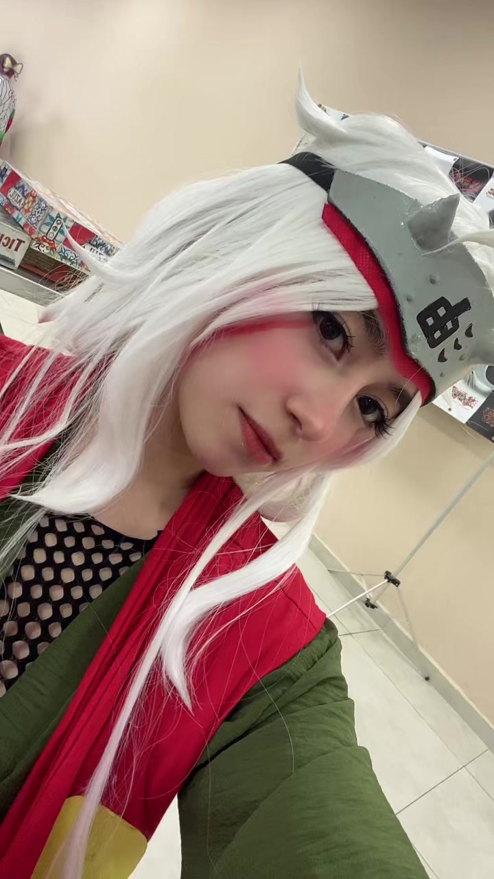 @𝘦𝘭𝘰𝘣𝘳𝘰𝘭𝘺