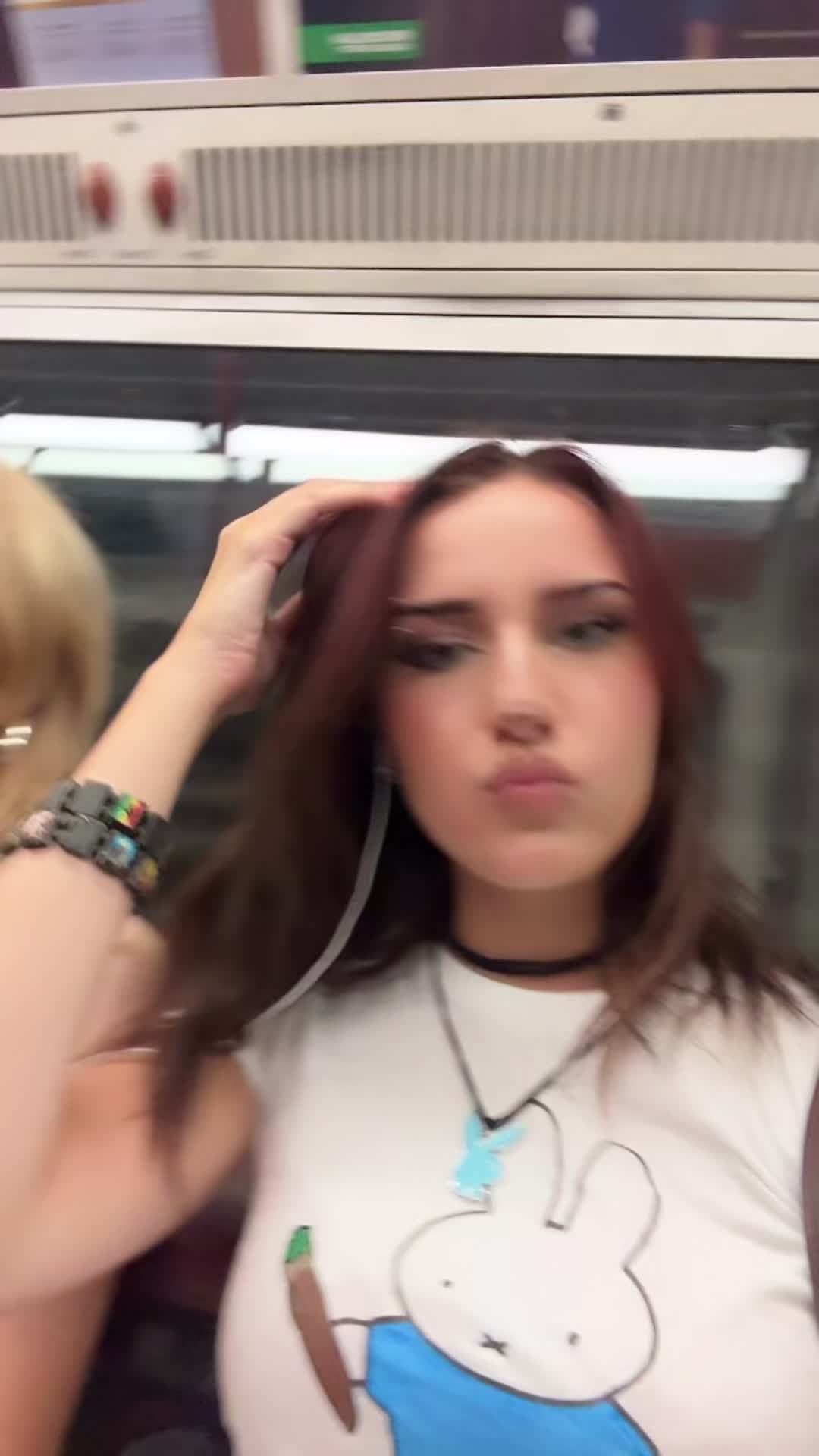@skettykettyqueen