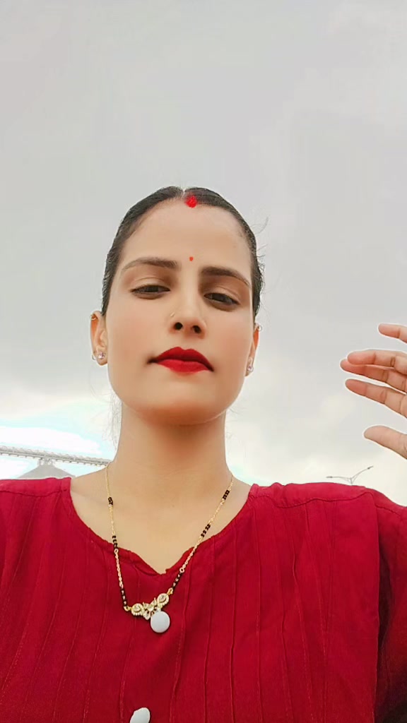 @DiMpLe QuEeN..❤️👰