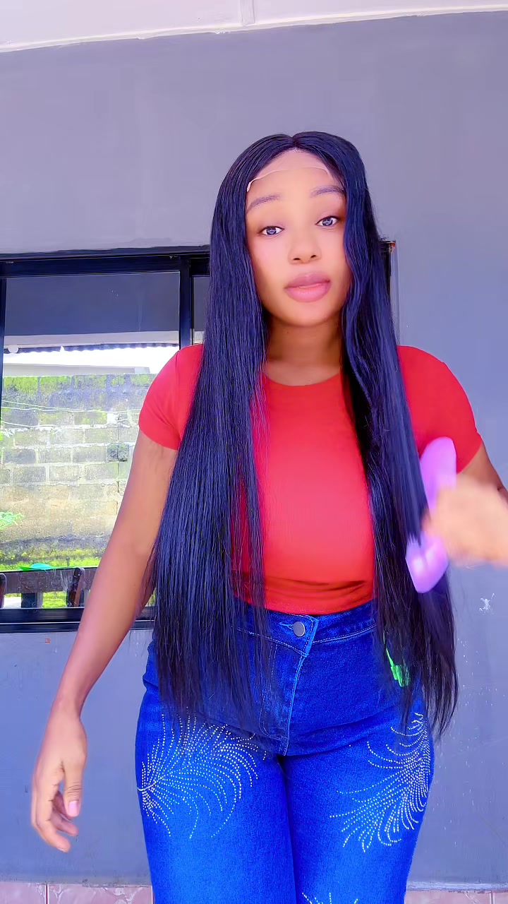 @She_is_veey