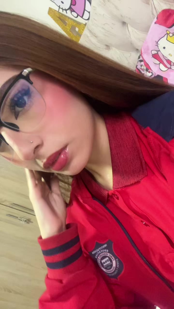 @𝒂𝒔𝒉𝒍𝒆𝒚