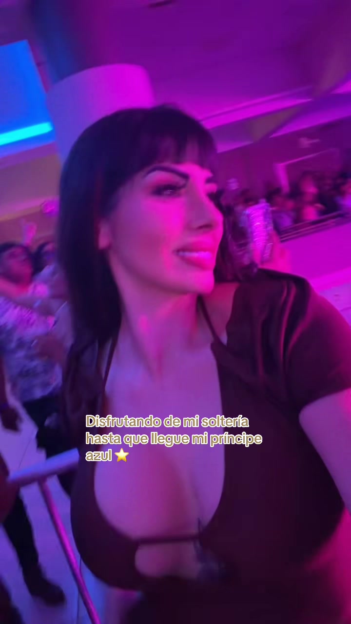 @La Reina de los péptidos 💉