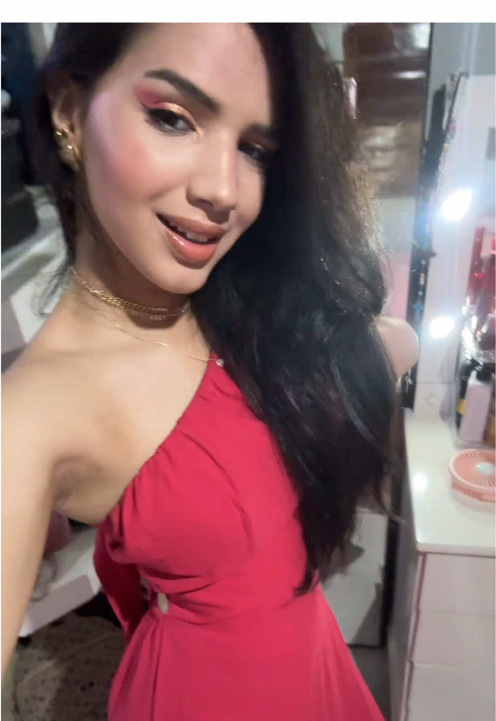 @𝓗𝓲𝓵𝓵𝓪𝓻𝔂 𝓜𝓪𝓻𝓲𝓪𝓷𝓮