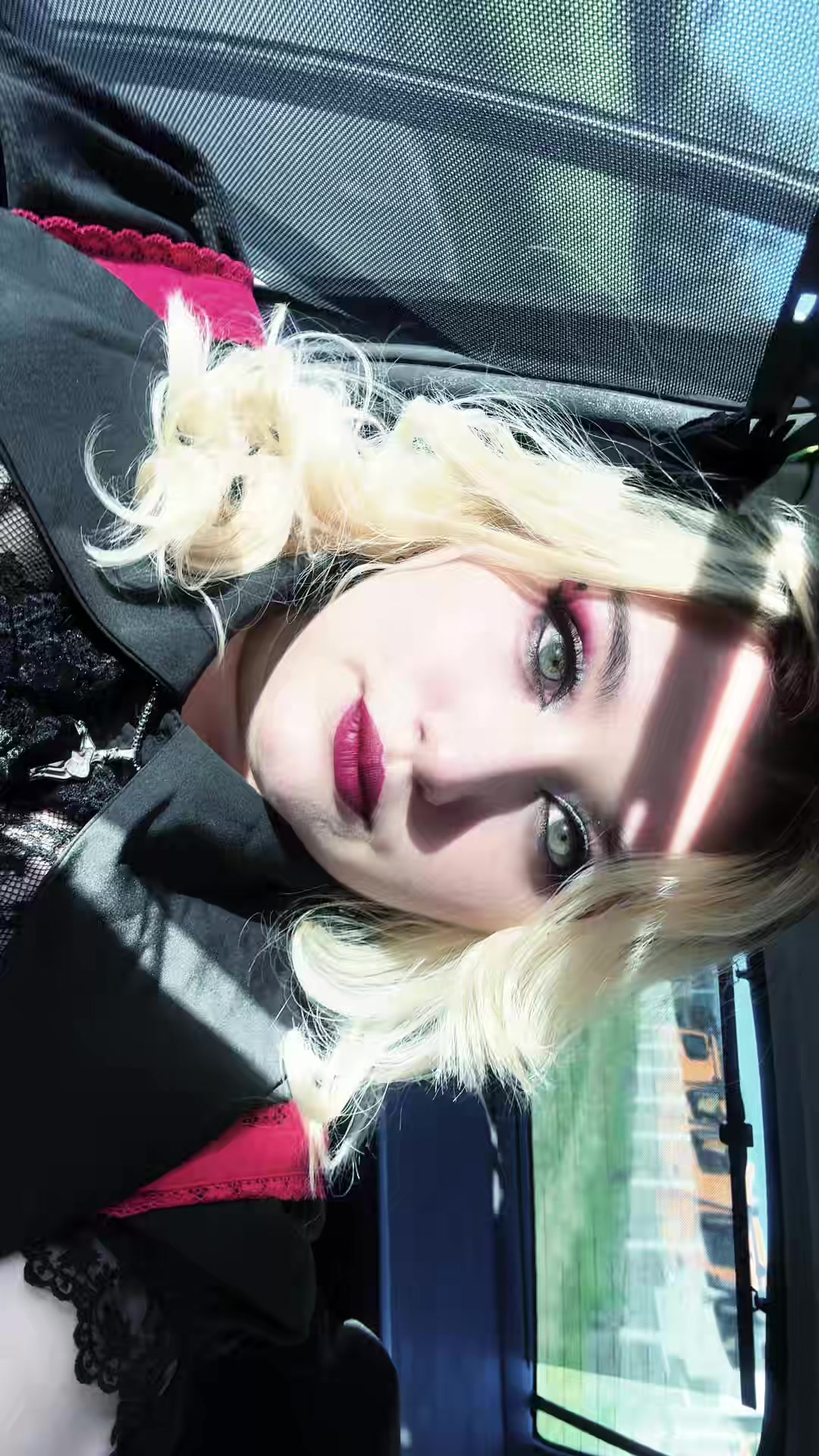 @Flambi_Cosplay