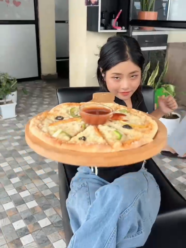 @<ও ┊ Dollu ! ᥫ᭡