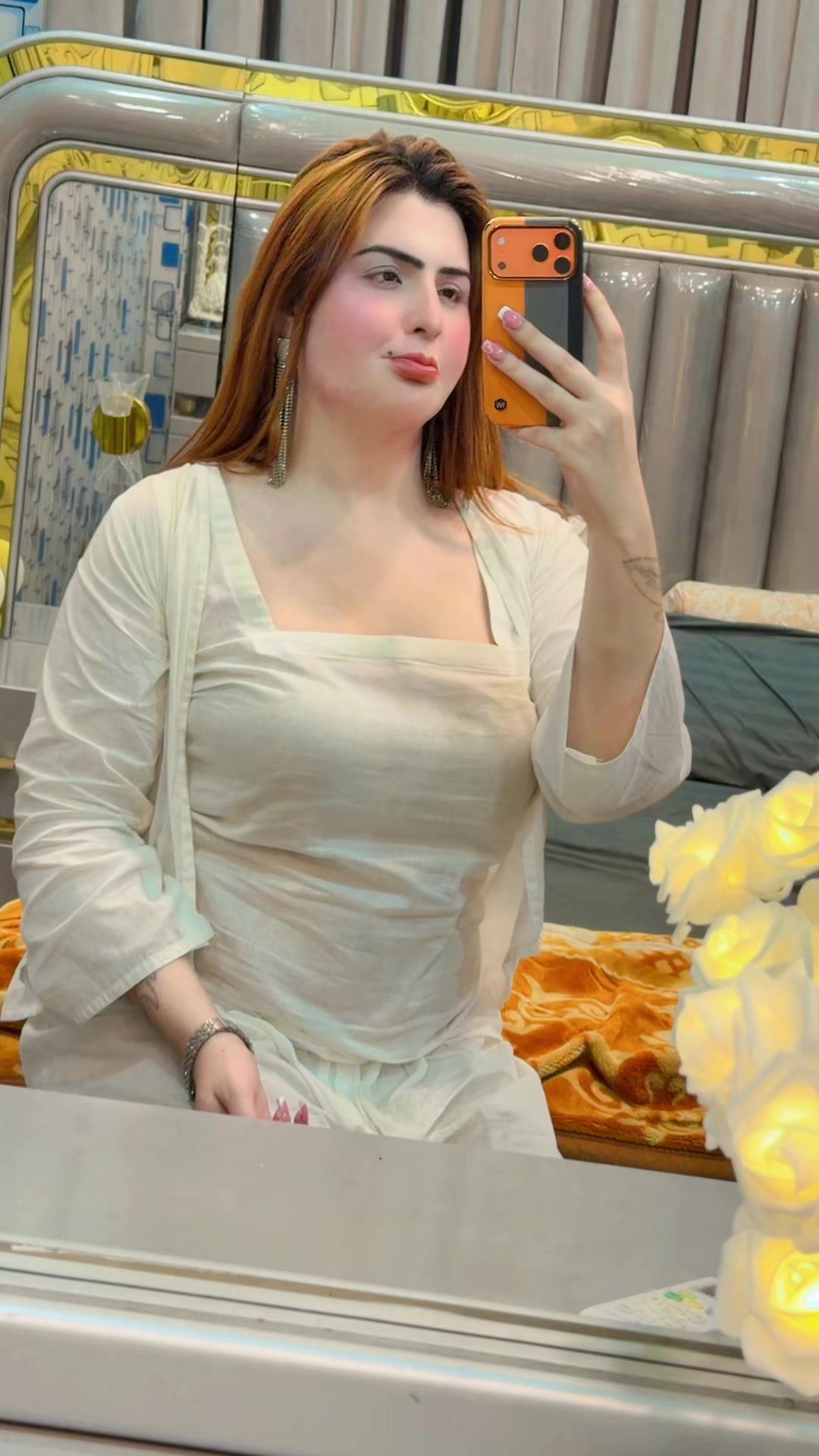 @Riya Khan34