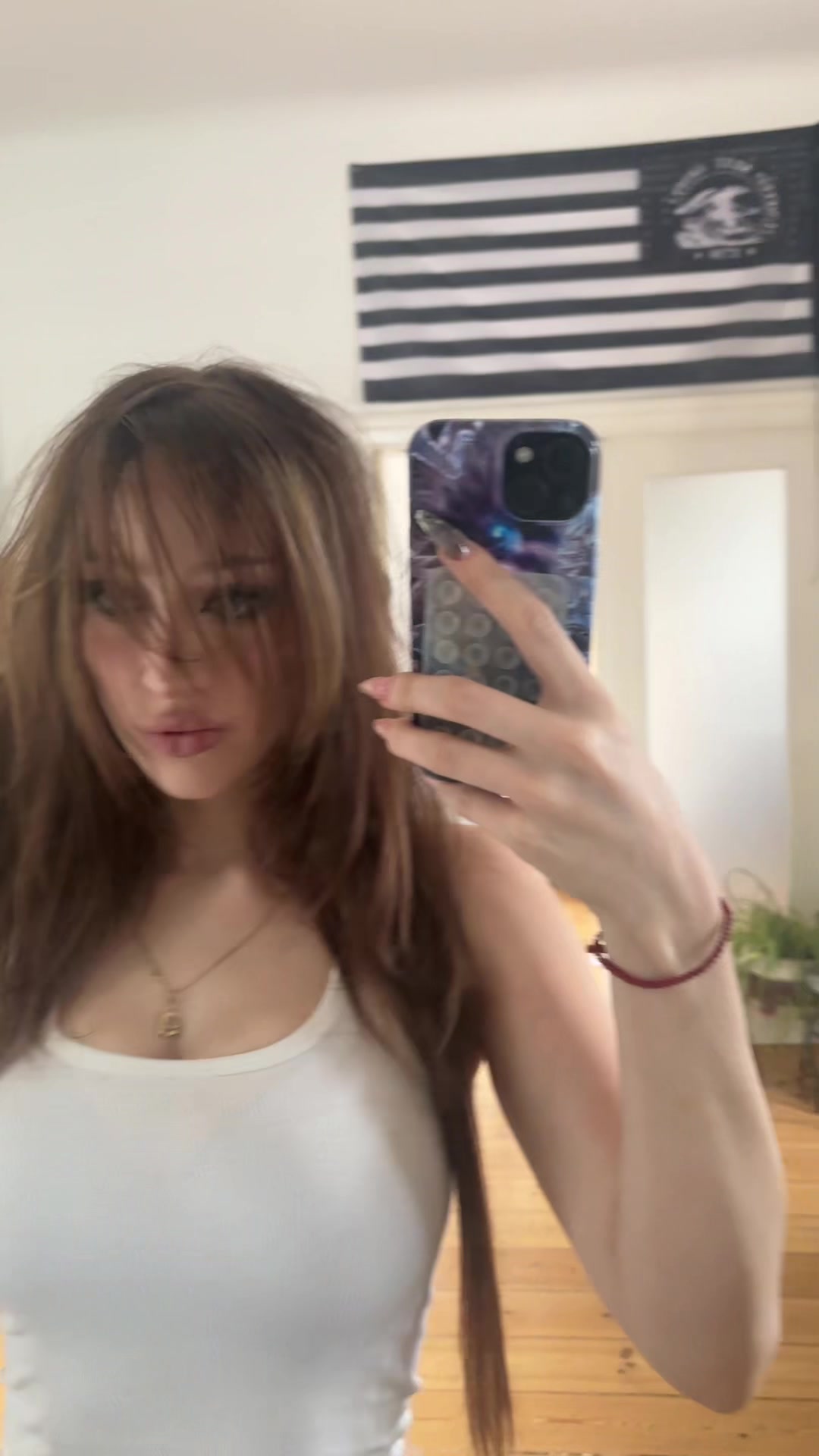 @hellcazlookneon