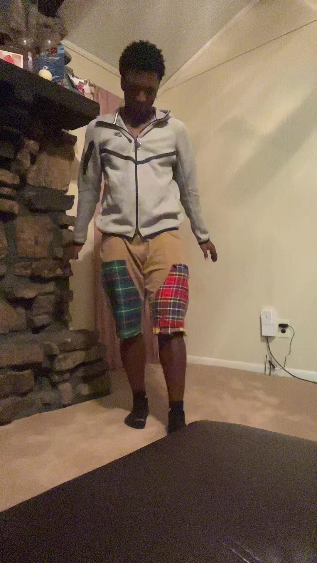 @useruno