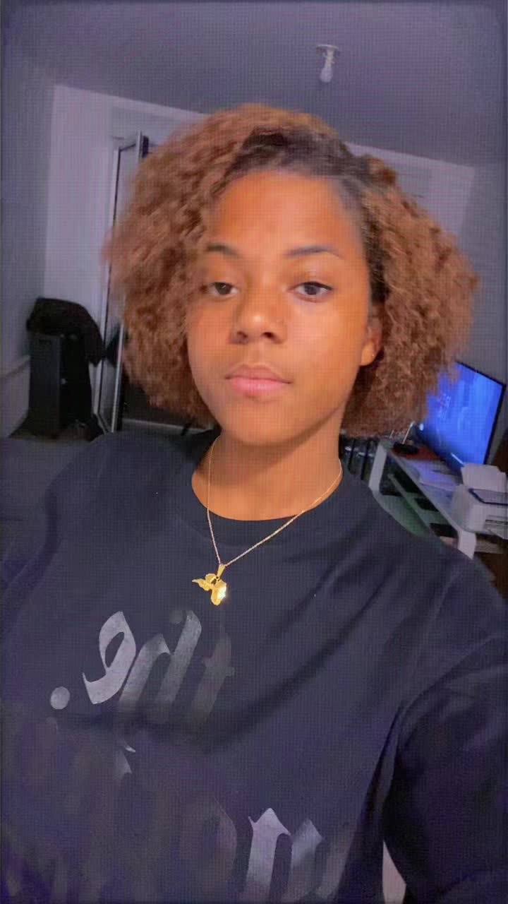 @nono 🦦