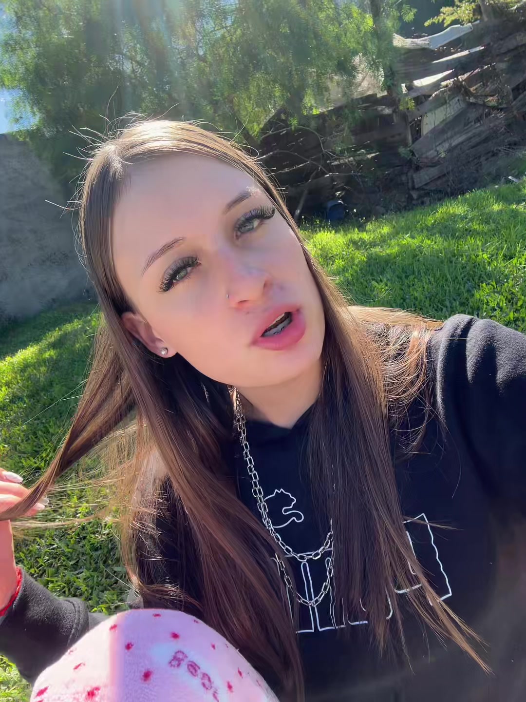 @yaanniittaa