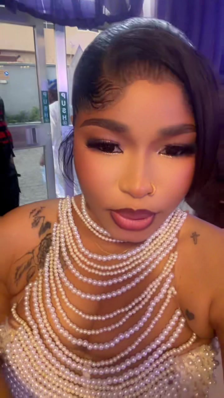@QUEEN 👸 DAMMY😍🌹