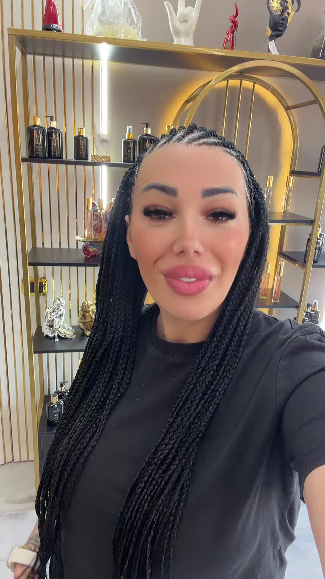 @LUCIANA HAIR