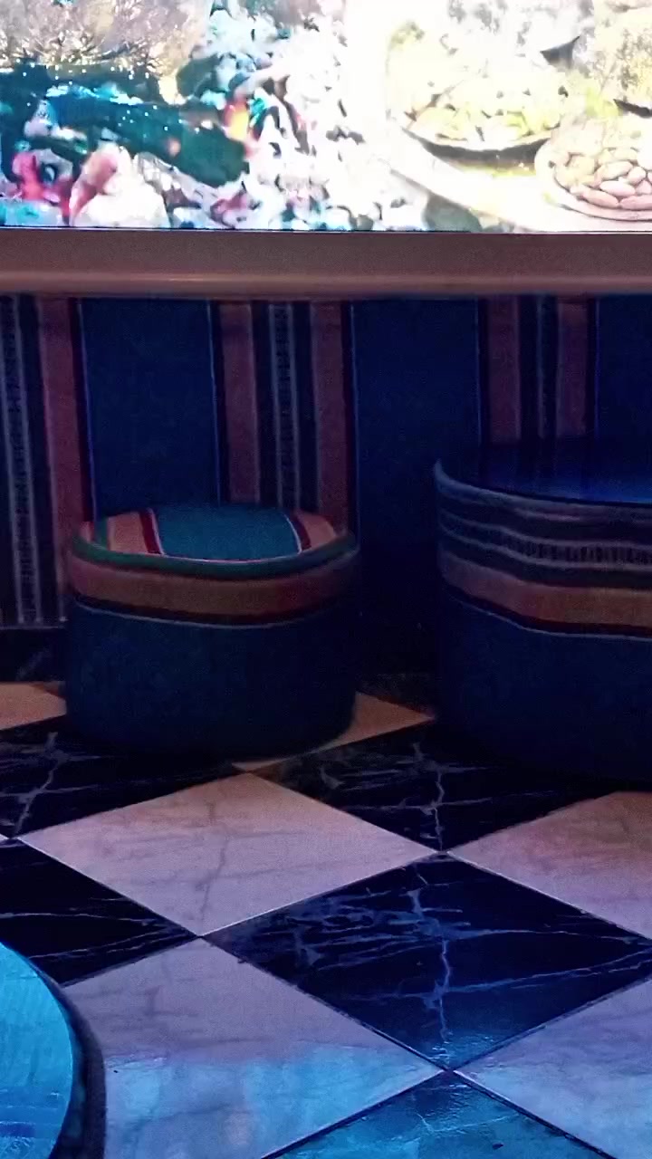 @&laquo;السادات خير عليكم&raquo;